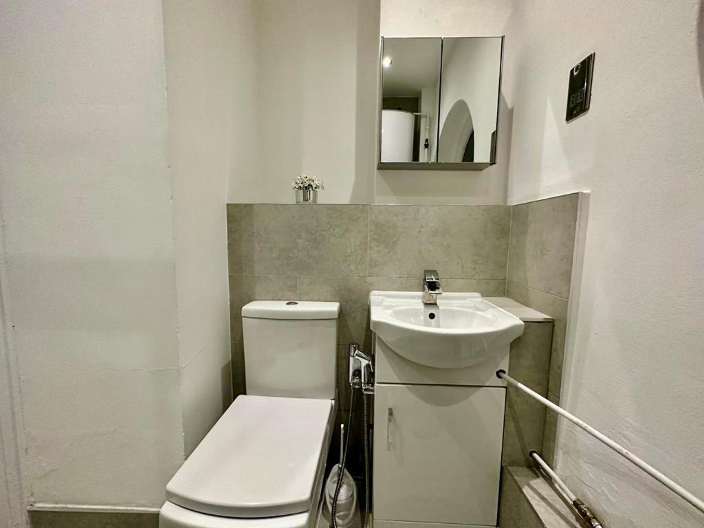 Hospedagem domiciliar 2 Minutes From Oxford Street Private D *